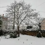 Au Puy Des Verites 3*
