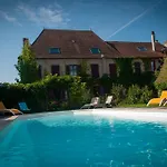Au Puy Des Verites Nocleg ze śniadaniem Lapalisse