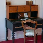 Au Puy Des Verites Nocleg ze śniadaniem 3*