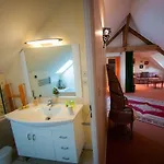 Au Puy Des Verites Nocleg ze śniadaniem 3*