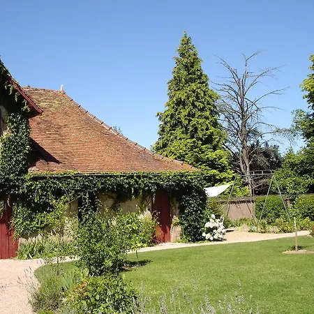 B&B Au Puy Des Verites 3*