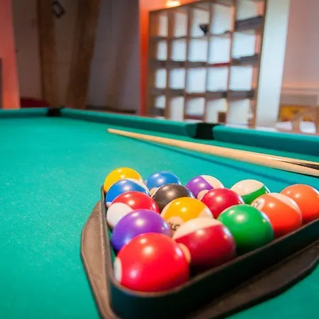 Oda ve Kahvaltı Au Puy Des Verites