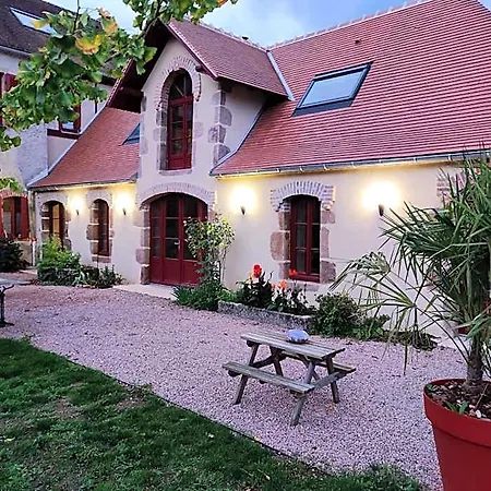 Au Puy Des Vérités Lapalisse