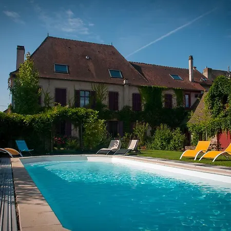 Au Puy Des Verites 3*