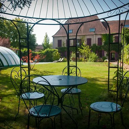 Oda ve Kahvaltı Au Puy Des Verites