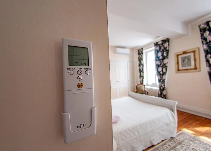 Au Puy Des Verites 3*