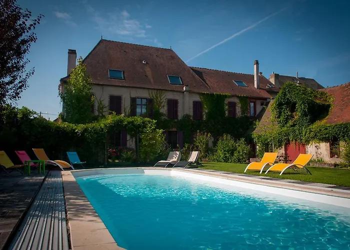 Au Puy Des Verites 3*